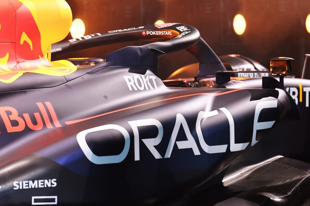 Red Bull провёл «тайную» обкатку болида RB19. Видео Red Bull провёл «тайную» обкатку болида RB19. Видео