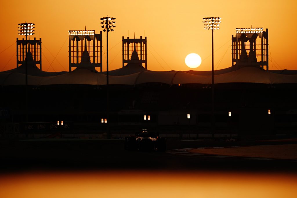 Состав участников второго дня тестов Формулы 1 в Бахрейне