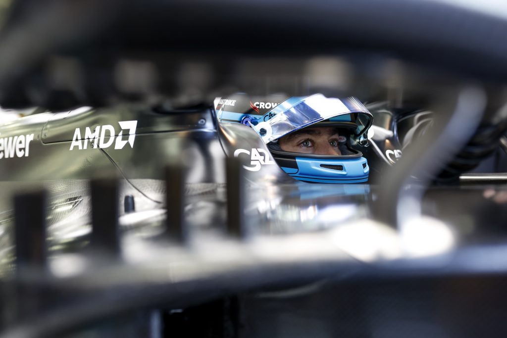 Джордж Рассел: Mercedes улучшила машину по ходу тестов