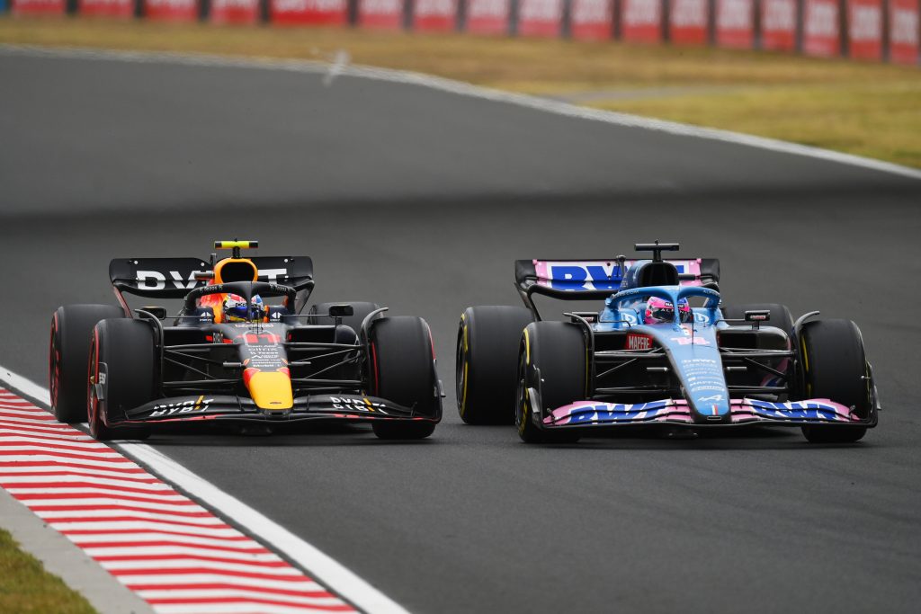 Фернандо Алонсо выступал со сломанными руками в сезоне-2022