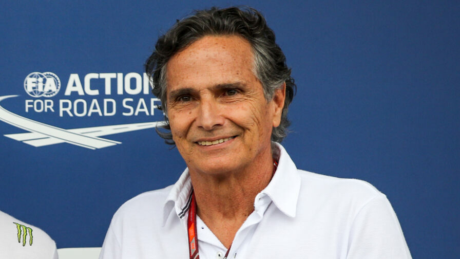 На Нельсона Пике подали в суд за оскорбление Льюиса Хэмилтона На Нельсона Пике подали в суд за оскорбление Льюиса Хэмилтона