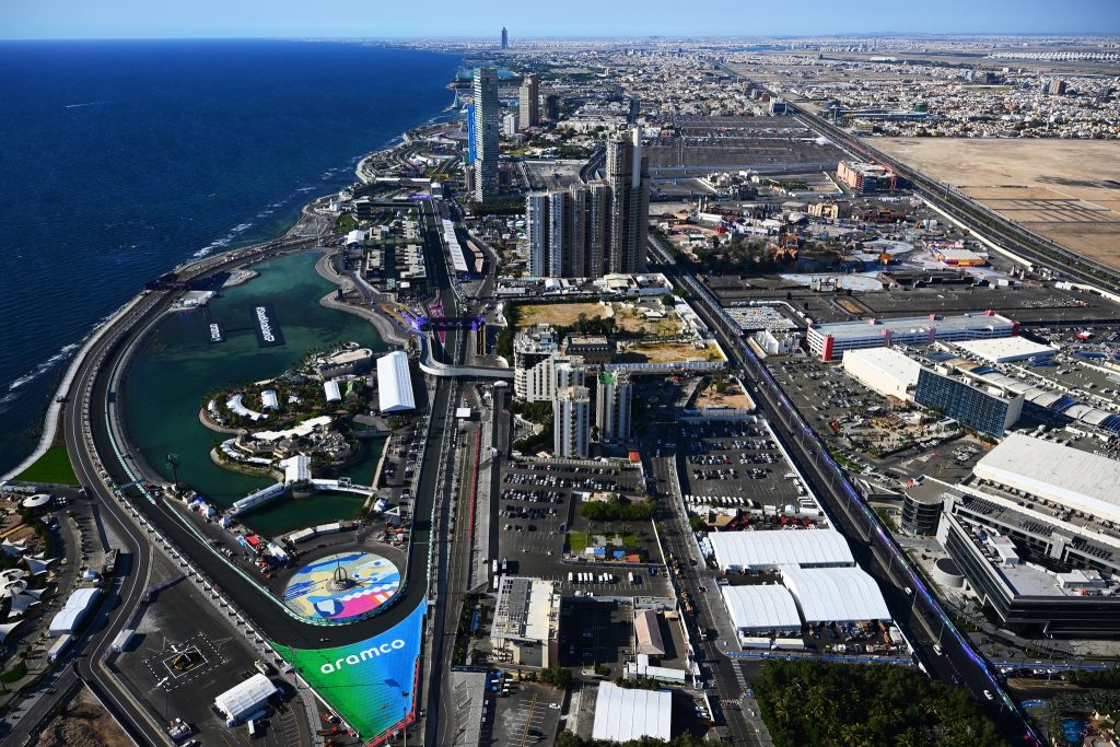 Саудовская Аравия рассчитывает проводить по два Гран При Ф1 за сезон Саудовская Аравия рассчитывает проводить по два Гран При Ф1 за сезон