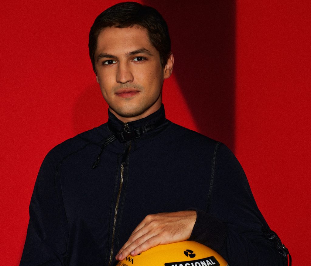 Netflix анонсировал сериал об Айртоне Сенне