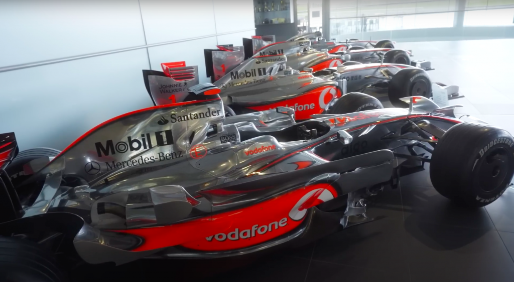 Норрис попросил McLaren вернуть ливрею времён чемпионства Хэмилтона