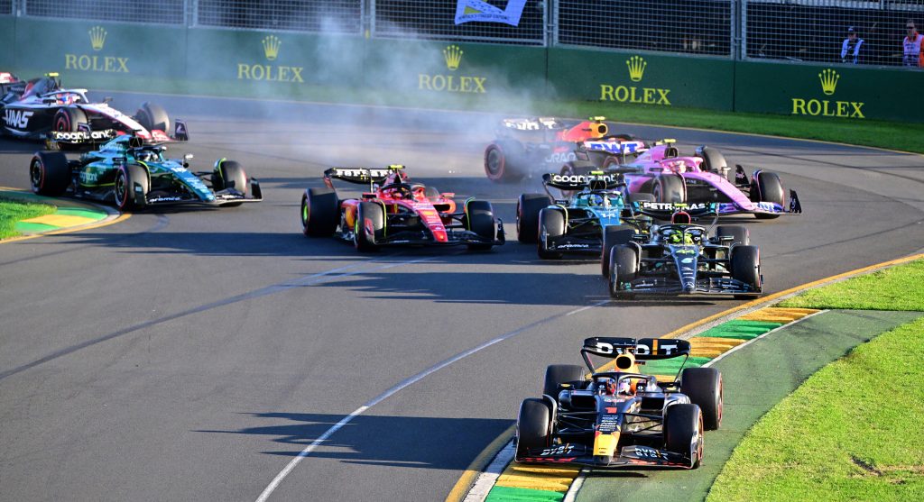 Макс Ферстаппен: Гоночная дирекция сама создаёт себе проблемы