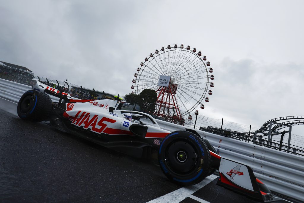 Он разложил машину на медленном круге! Штайнер раскритиковал Шумахера