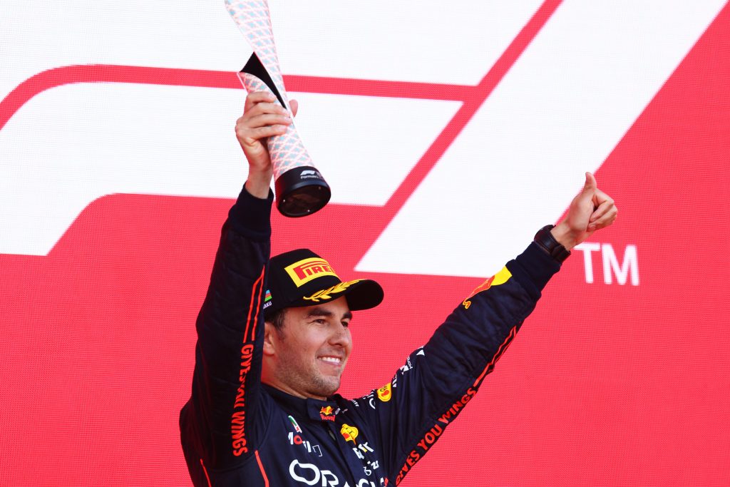 Отец Серхио Переса: Чеко может гоняться в Формуле 1 ещё 10 лет Отец Серхио Переса: Чеко может гоняться в Формуле 1 ещё 10 лет