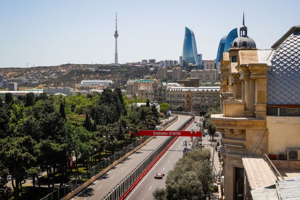 Стартовая решётка воскресной гонки Формулы 1 в Азербайджане