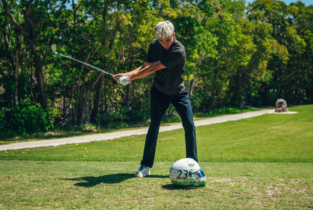 Алекс Албон проведёт Гран При Майами в «мяче для гольфа»