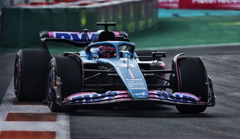 Отмар Сафнауэр отреагировал на жёсткую критику со стороны главы Alpine Отмар Сафнауэр отреагировал на жёсткую критику со стороны главы Alpine