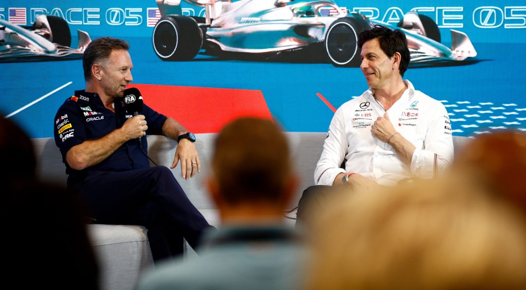 «Я гонял, он принимал участие». Хорнер пошутил над карьерой Вольфа «Я гонял, он принимал участие». Хорнер пошутил над карьерой Вольфа