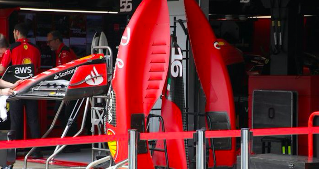 Команда Ferrari привезла в Барселону боковые понтоны в стиле Red Bull