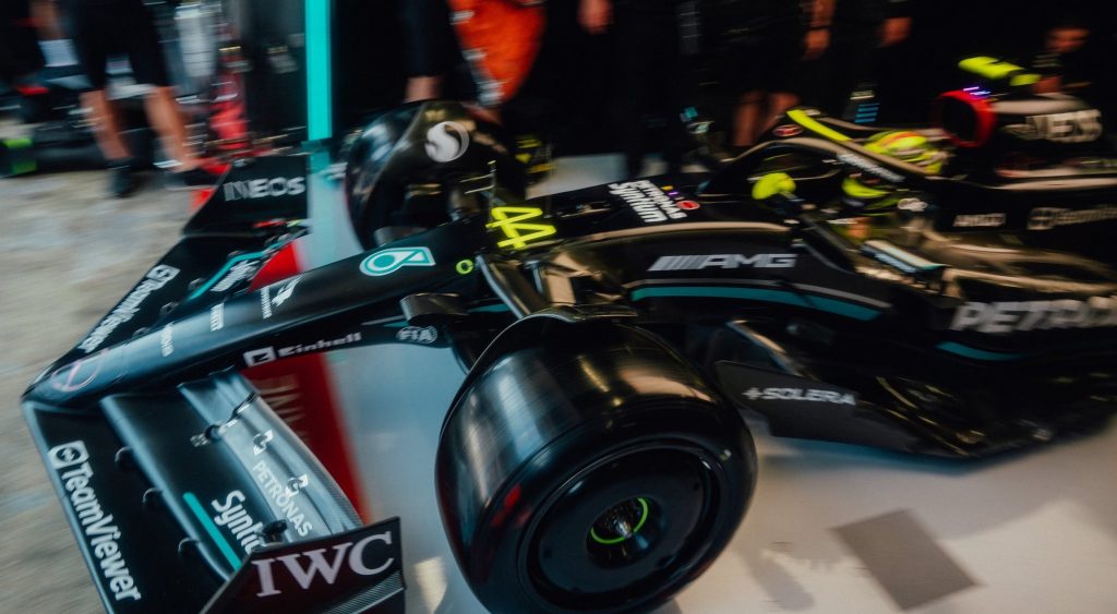 Льюис Хэмилтон: С нынешним темпом будет сложно даже попасть в топ-10 Льюис Хэмилтон: С нынешним темпом будет сложно даже попасть в топ-10