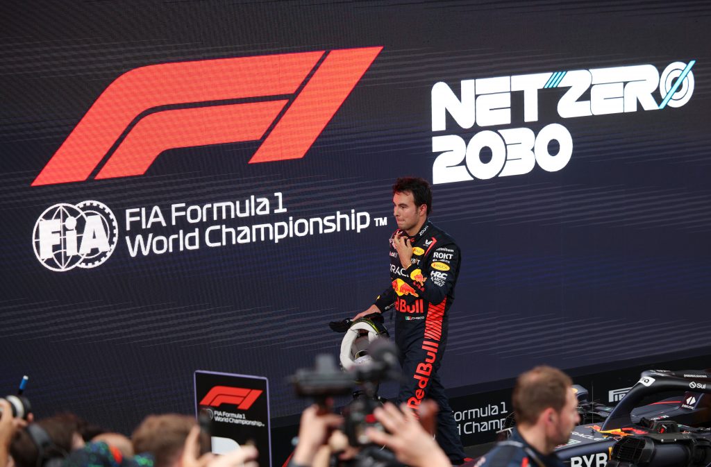 Попов высказался об отставании Переса от Ферстаппена в чемпионате