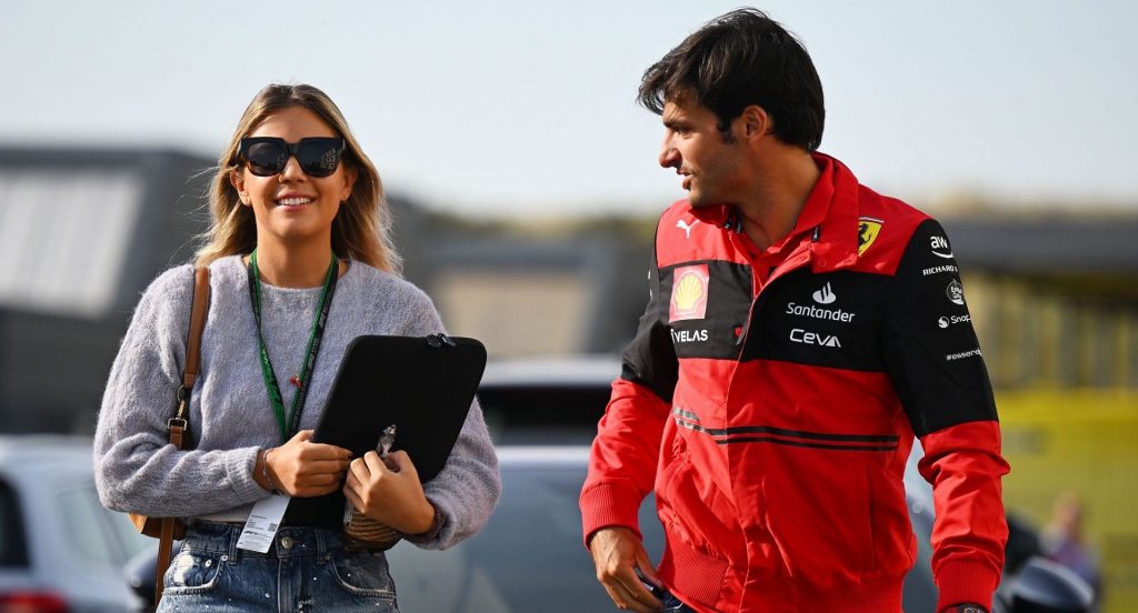 Карлос Сайнс расстался с девушкой после семи лет отношений