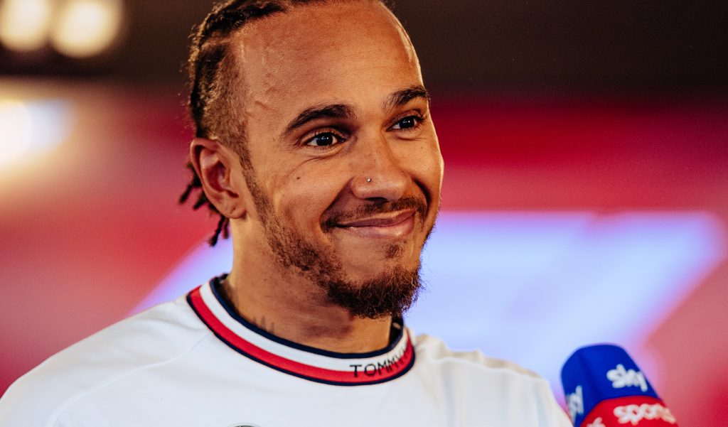 Источник: Хэмилтон хочет подписать с Mercedes пятилетний контракт