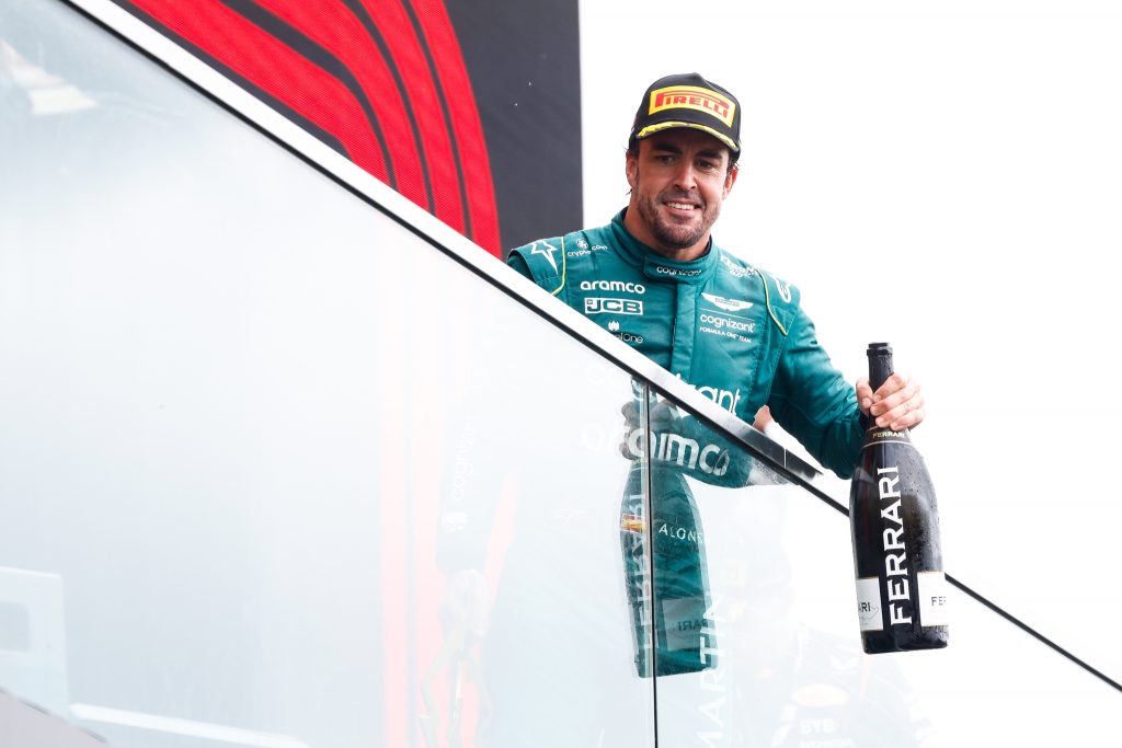 Фернандо Алонсо: Хочу выиграть Гран При в 2023 году Фернандо Алонсо: Хочу выиграть Гран При в 2023 году