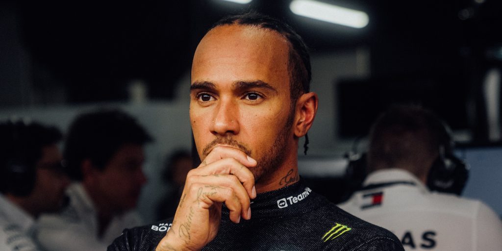 Источник рассказал о разногласиях Хэмилтона и Mercedes в переговорах