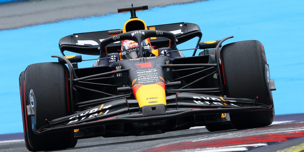 Red Bull оформила дубль в шутауте в Шпильберге, Хэмилтон – 18-й Red Bull оформила дубль в шутауте в Шпильберге, Хэмилтон – 18-й