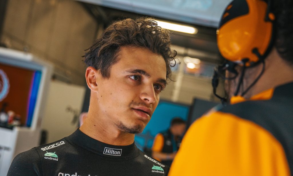 Норрис: FIA создала прецедент глупым штрафом за неспортивное поведение