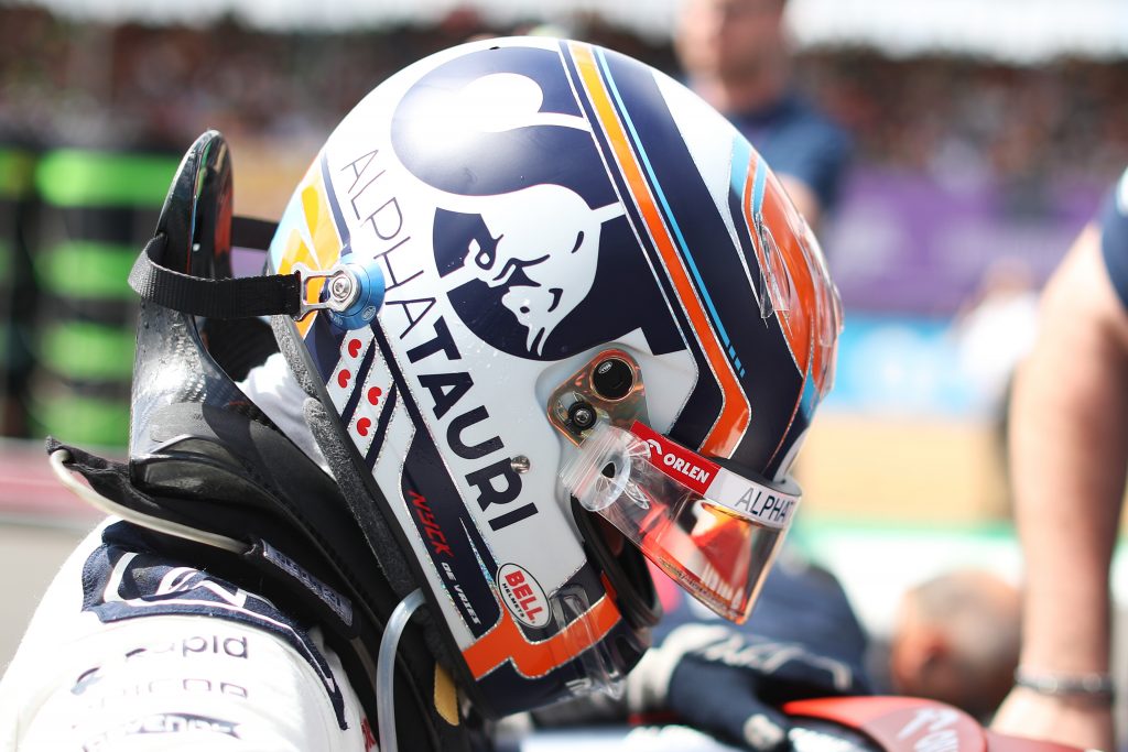 Источник: Ник де Врис уволен из AlphaTauri Источник: Ник де Врис уволен из AlphaTauri