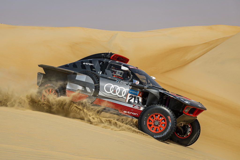 Audi ради Формулы 1 уйдёт с «Дакара» Audi ради Формулы 1 уйдёт с «Дакара»