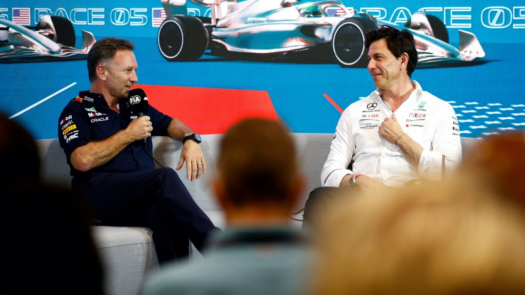 Хорнер намекнул, что Вольф недостаточно осведомлён о регламенте-2026 Хорнер намекнул, что Вольф недостаточно осведомлён о регламенте-2026