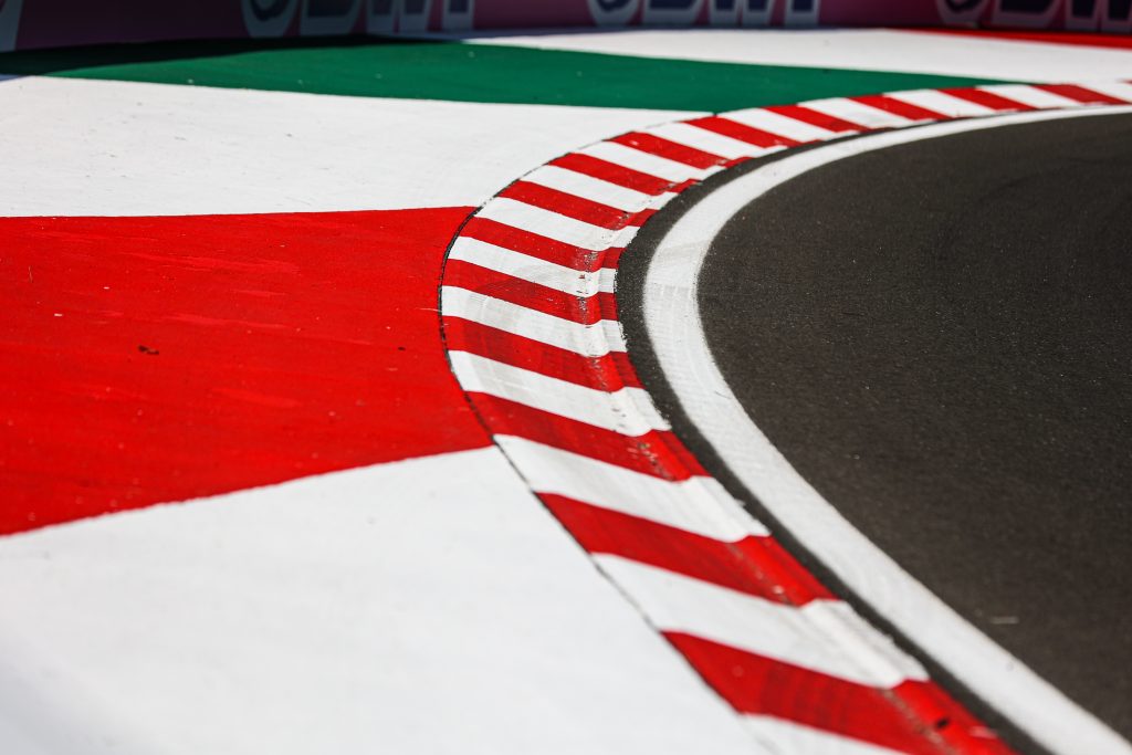 Трансляция второй тренировки Гран При Венгрии Формулы 1 Трансляция второй тренировки Гран При Венгрии Формулы 1