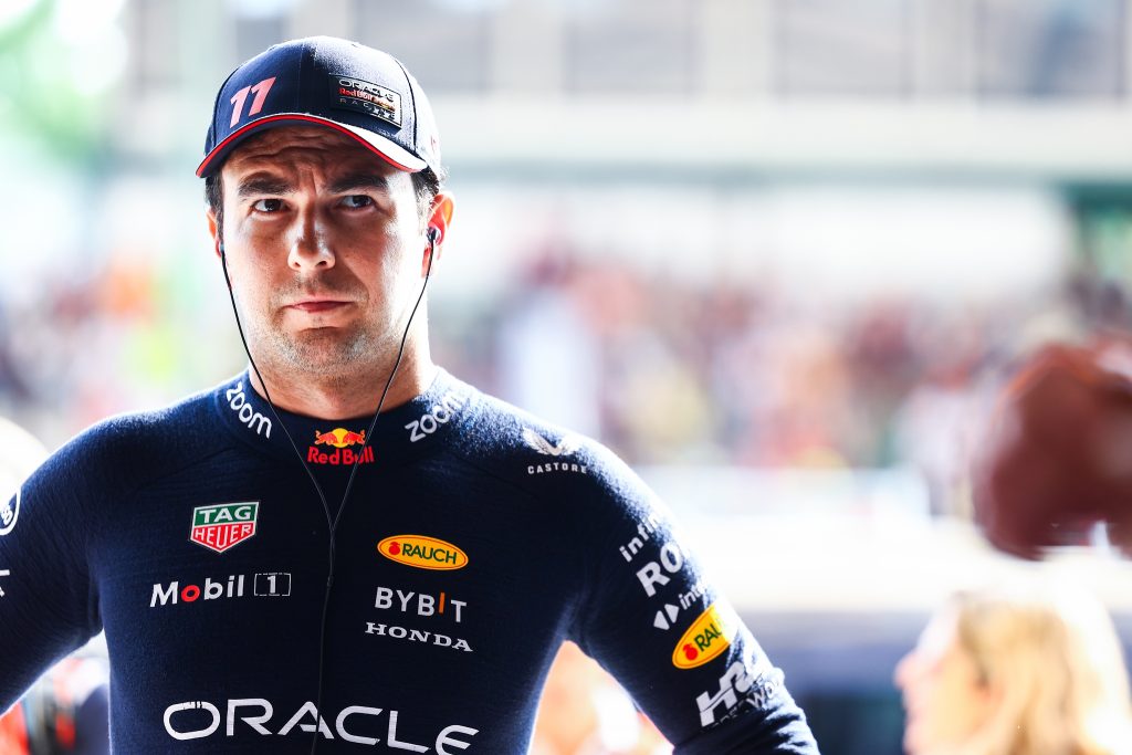 Серхио Перес объяснил аварию в тренировке в Венгрии своей ошибкой Серхио Перес объяснил аварию в тренировке в Венгрии своей ошибкой