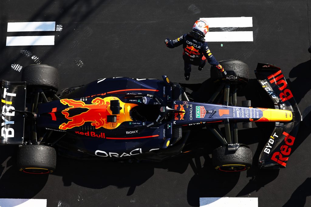 Red Bull Racing установила рекорд Формулы 1 по количеству побед подряд Red Bull Racing установила рекорд Формулы 1 по количеству побед подряд