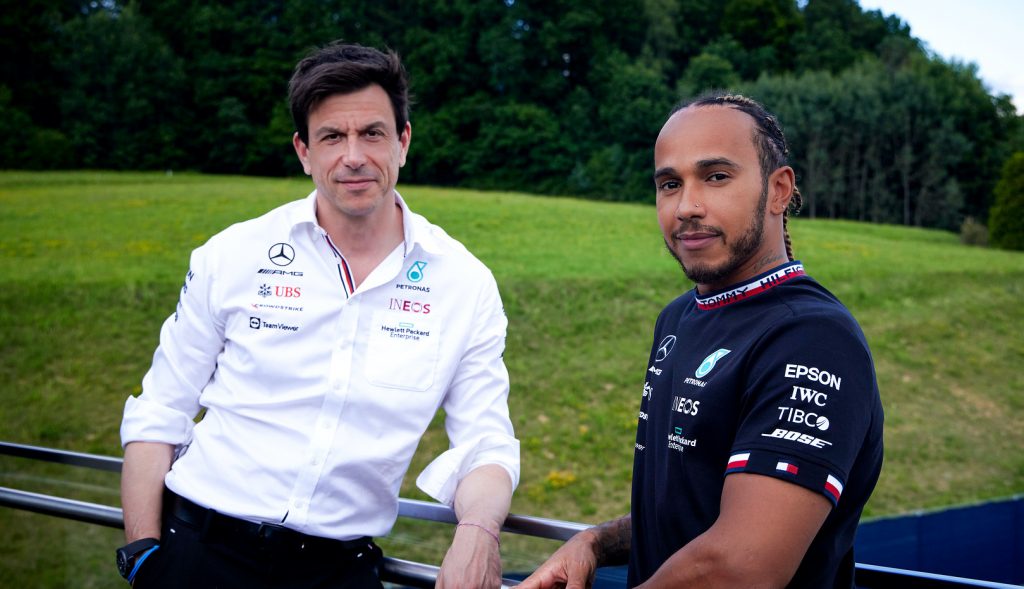 Что это вообще значит? Росберг задался вопросом о контракте Хэмилтона