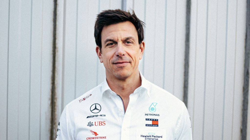 Тото Вольф травмировался в первый день отпуска