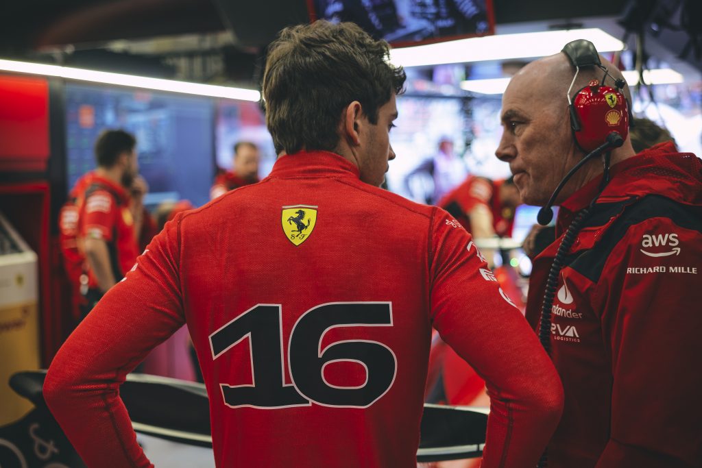 Источник: Ferrari пока не до переговоров с Шарлем Леклером Источник: Ferrari пока не до переговоров с Шарлем Леклером