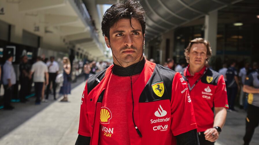 Ричард Брэдли: На месте Audi я бы взял в команду Сайнса, а не Леклера