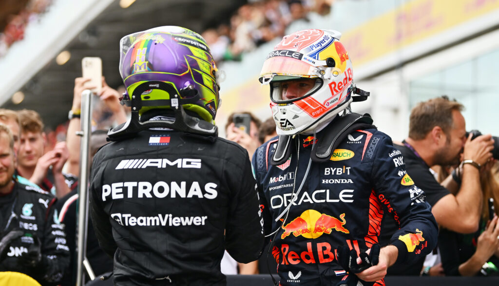 Эдди Джордан: Хэмилтон слишком стар, чтобы победить Ферстаппена Эдди Джордан: Хэмилтон слишком стар, чтобы победить Ферстаппена