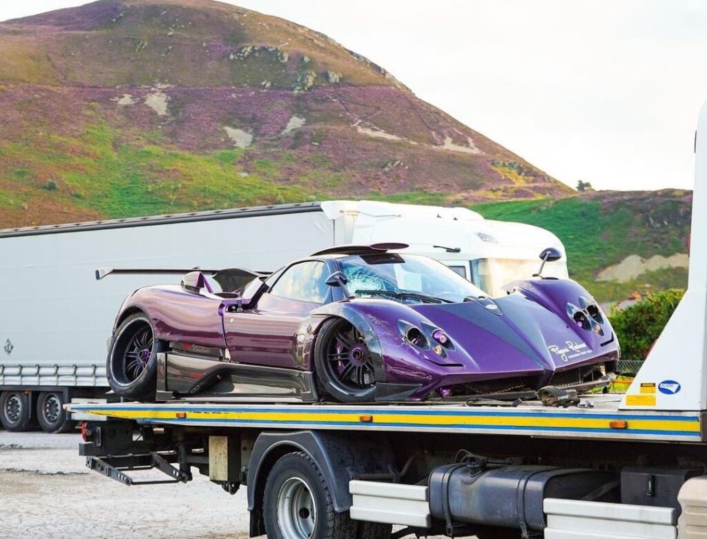 «Дурацкая машина». Видео аварии суперкара, принадлежавшего Хэмилтону