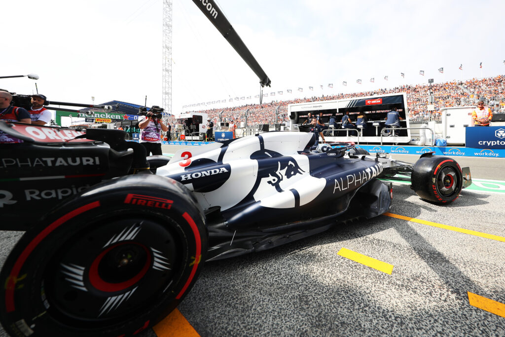 Даниэль Риккардо отправлен на обследование в больницу