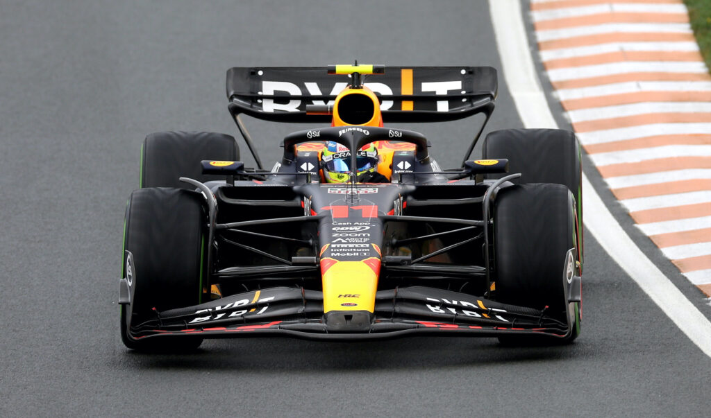 Хорнер ответил, сколько гонок выиграл бы Перес без Ферстаппена