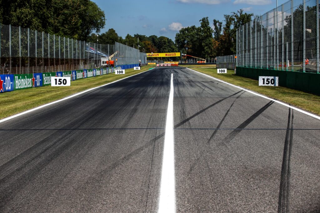 Трансляция гонки Формулы 1 в Монце