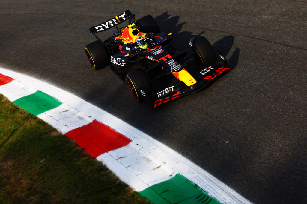 Серхио Перес прокомментировал аварию во второй тренировке в Монце