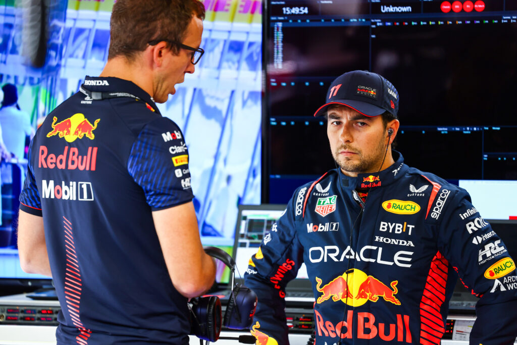 Серхио Перес: Сегодня мне пришлось квалифицироваться вслепую Серхио Перес: Сегодня мне пришлось квалифицироваться вслепую