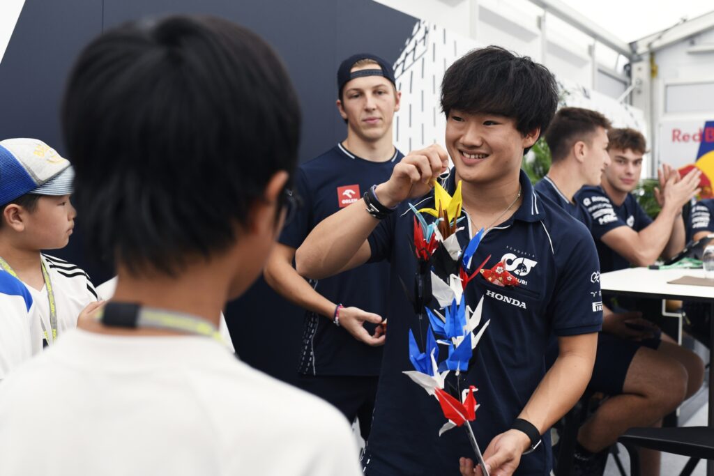 Байер: AlphaTauri определится с пилотами на сезон-2024 в ближайшие дни Байер: AlphaTauri определится с пилотами на сезон-2024 в ближайшие дни