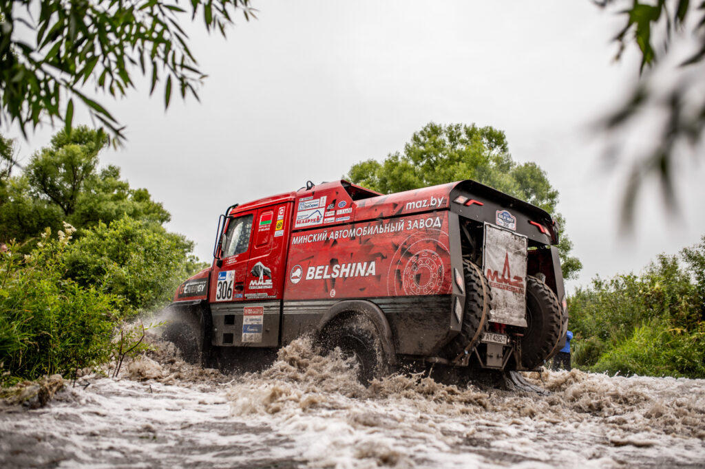 В МАЗе высказались о шансах на участие в Дакаре-2024