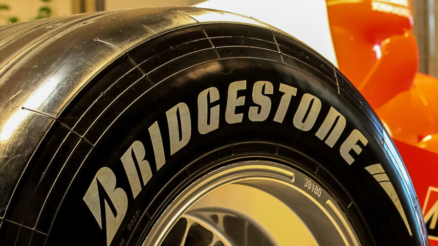 В Bridgestone опубликовали заявление после продления контракта Pirelli