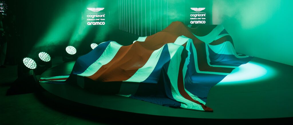 Команда Aston Martin сменит название в 2024 году Команда Aston Martin сменит название в 2024 году