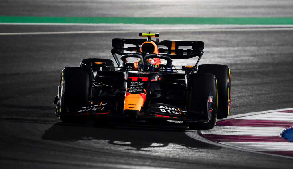 AMuS: Перес попросил вернуть ему старую версию RB19 – RBR отказалась AMuS: Перес попросил вернуть ему старую версию RB19 – RBR отказалась