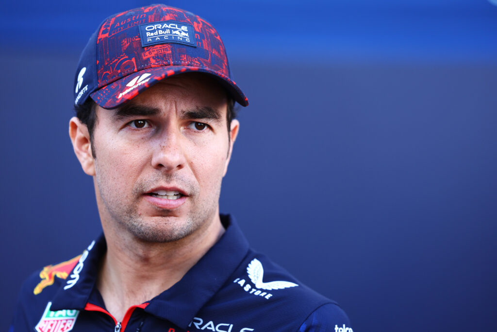 Серхио Перес прокомментировал слухи об увольнении из Red Bull
