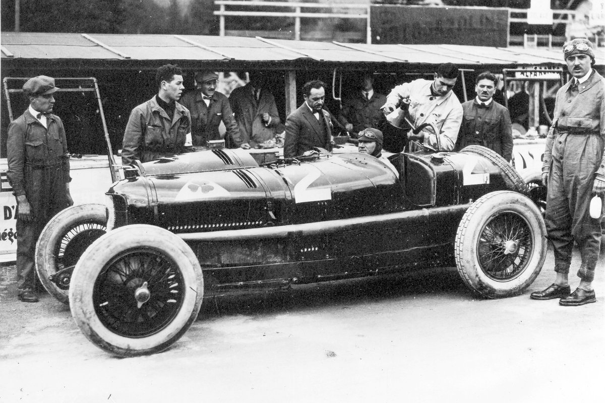 The Alfa Romeo P2 was still competitive into 1930, six years after its debut