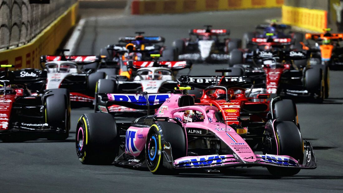 Шесть и 20-ти пилотов финишировали на одинаковых позициях в Бахрейне и Джидде © AMuS