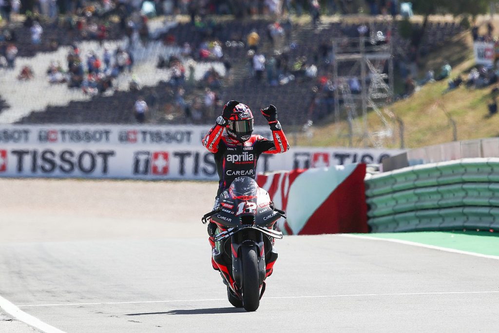 Vinales «proud» of Aprilia for Portugal MotoGP victory challenge
